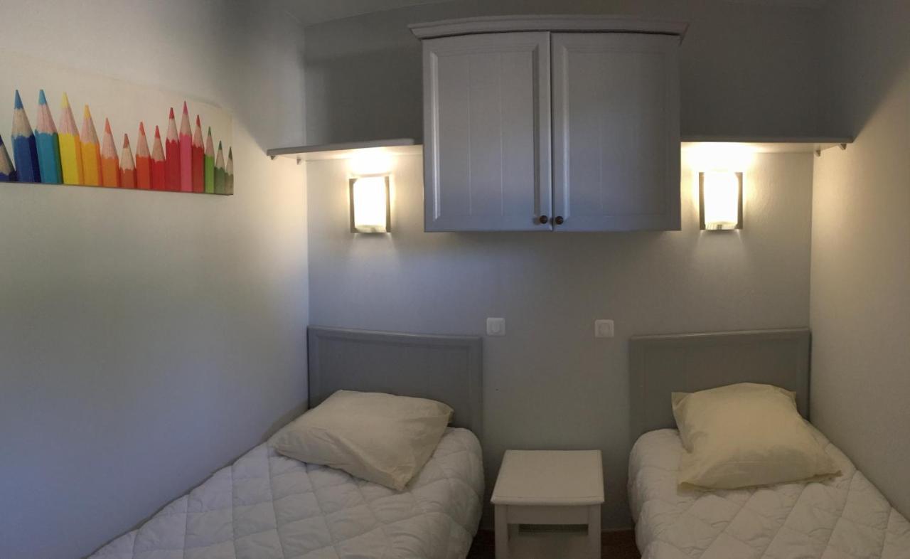 Studio Sur Le Domaine Du Golf De Pont Royal Mallemort Ngoại thất bức ảnh